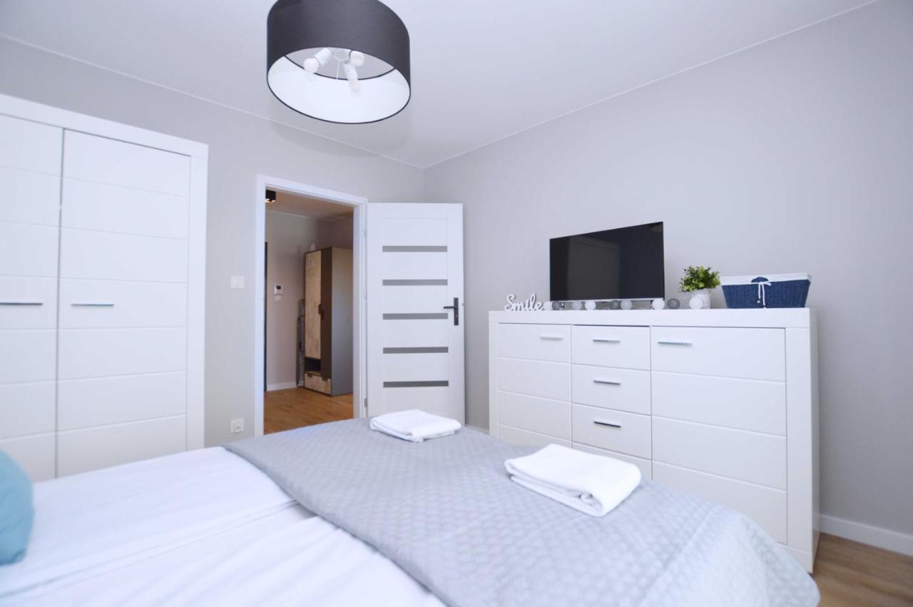 Nowoczesne Apartamenty 3City W Gdansku Z Parkingiem By Noclegi Renters Exterior photo