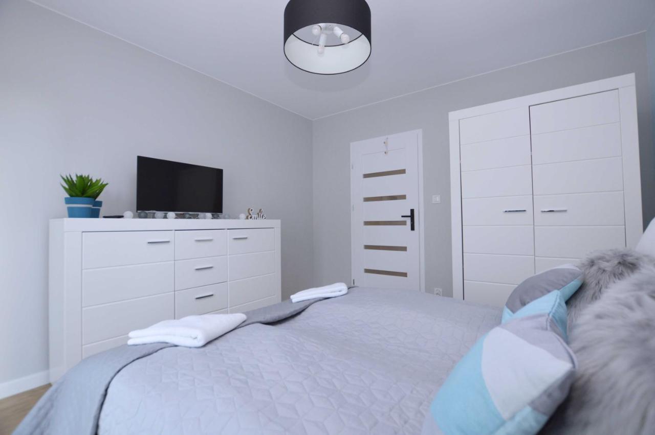 Nowoczesne Apartamenty 3City W Gdansku Z Parkingiem By Noclegi Renters Exterior photo